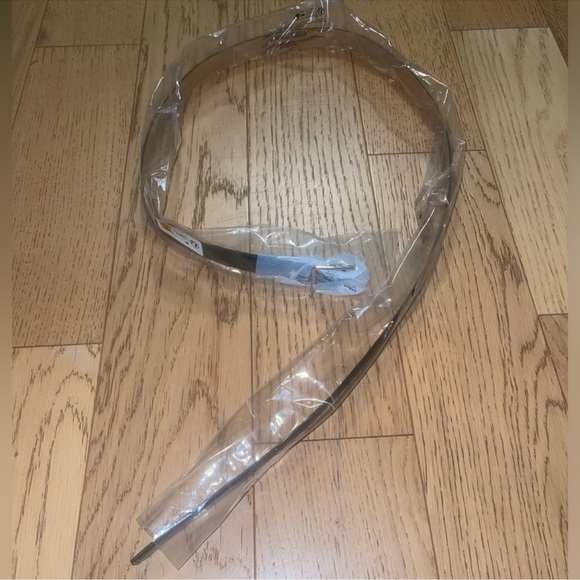 🆕 Kate Spade Stitched Feather Edge 25MM Black Leather Belt Gold Hardware - Picture 10 of 12